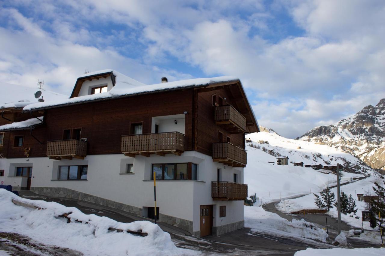 Apartment Il Nocciolino Livigno Exterior photo