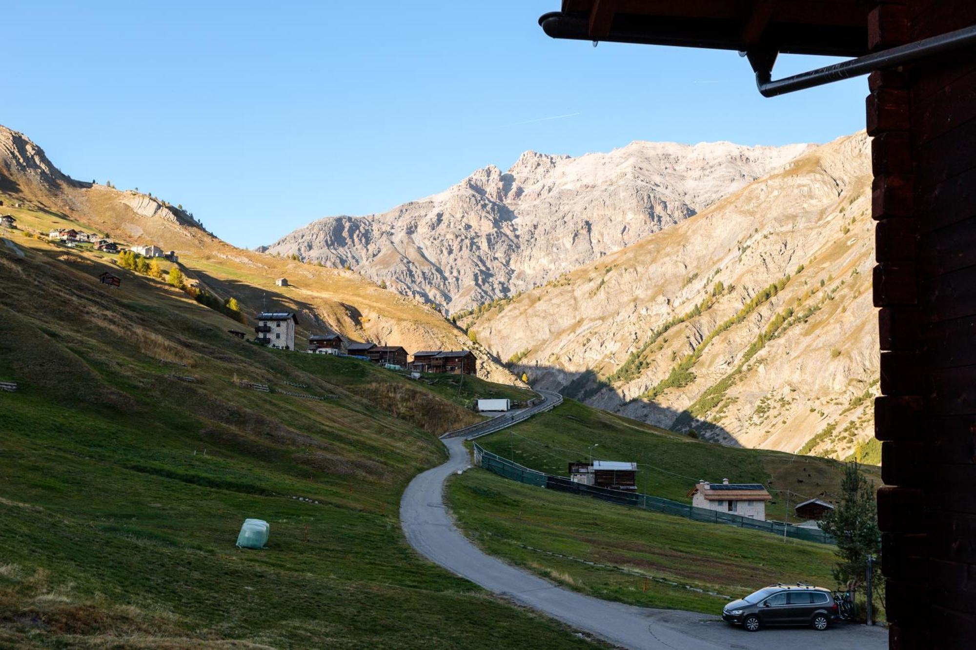 Apartment Il Nocciolino Livigno Exterior photo