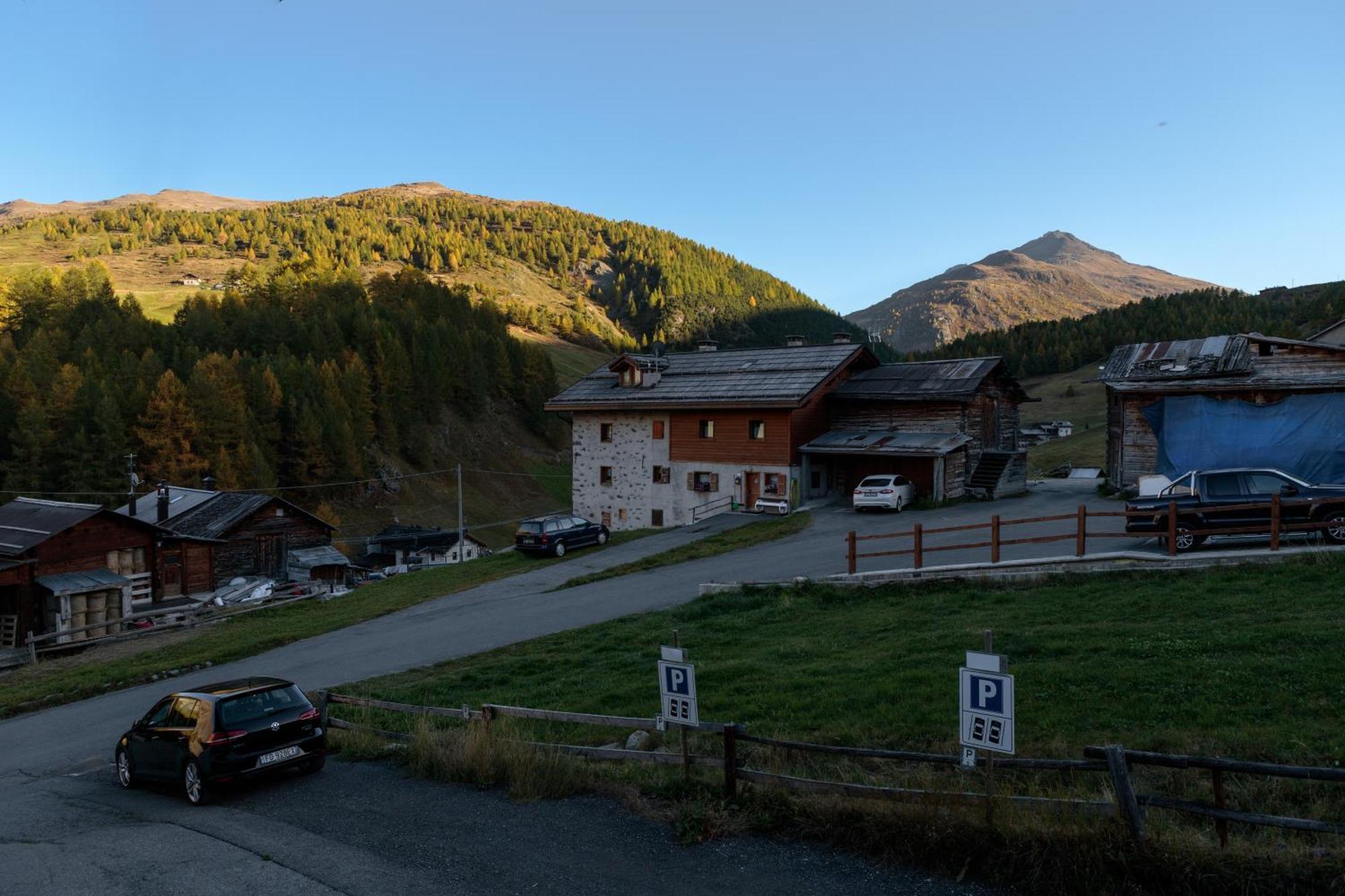 Apartment Il Nocciolino Livigno Exterior photo