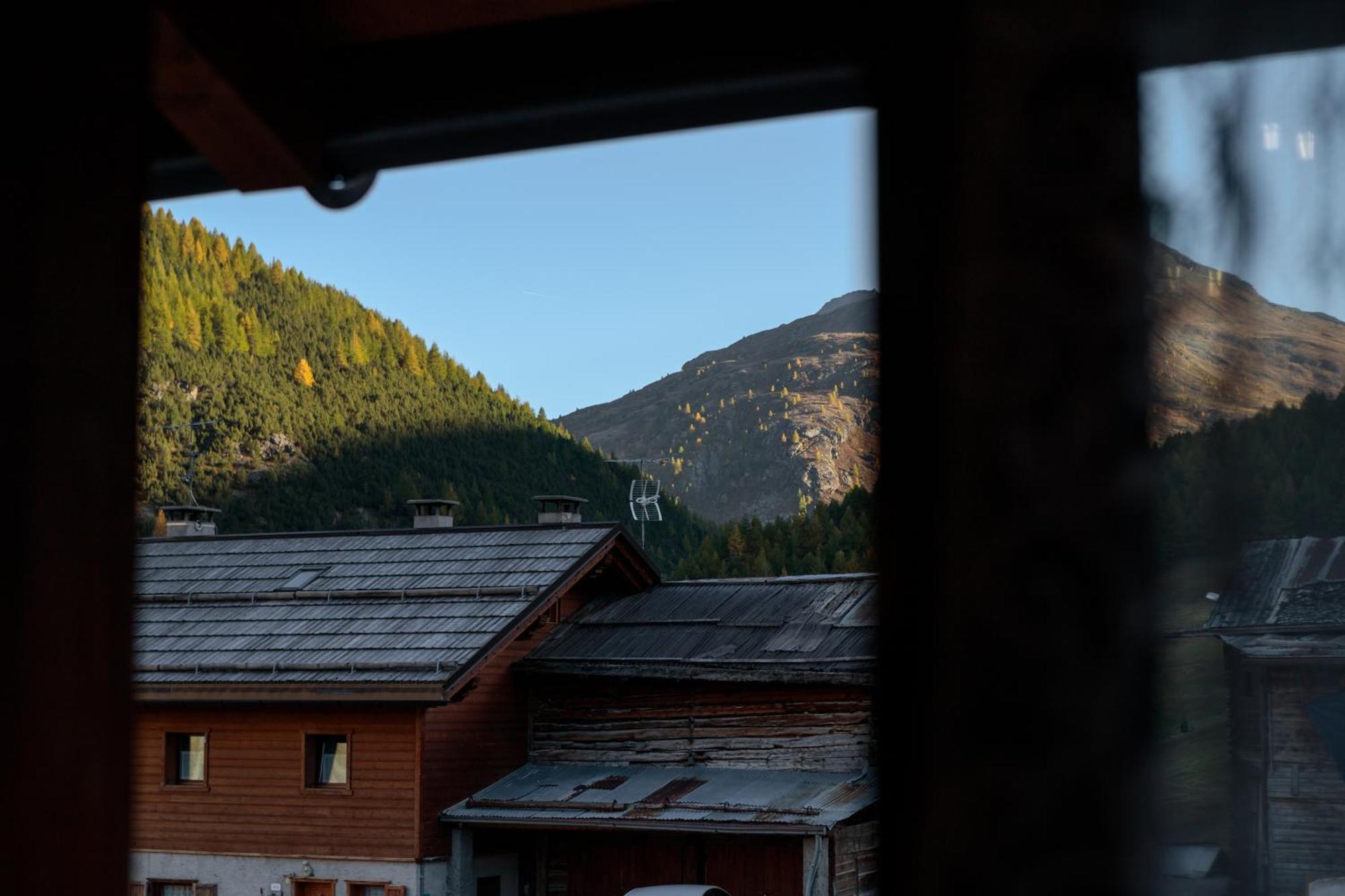 Apartment Il Nocciolino Livigno Exterior photo